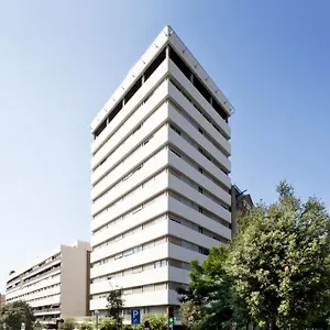  Apartament Residencia Universitaria Resa Lesseps Hiszpania